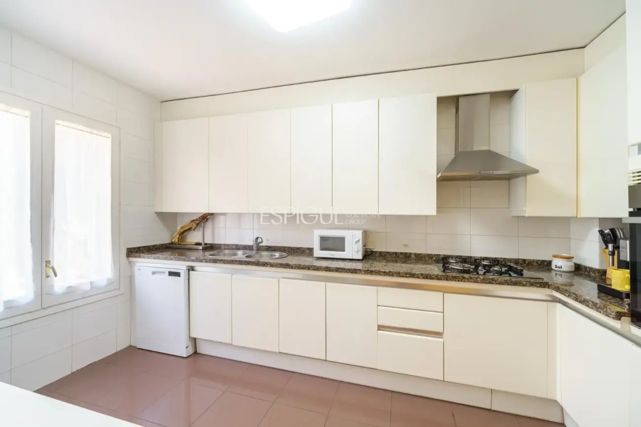 Spacious townhouse in one of Tiana’s best residential areas