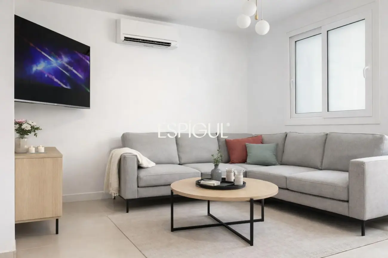 Ampli pis amb 6 habitacions a Tenor Masini