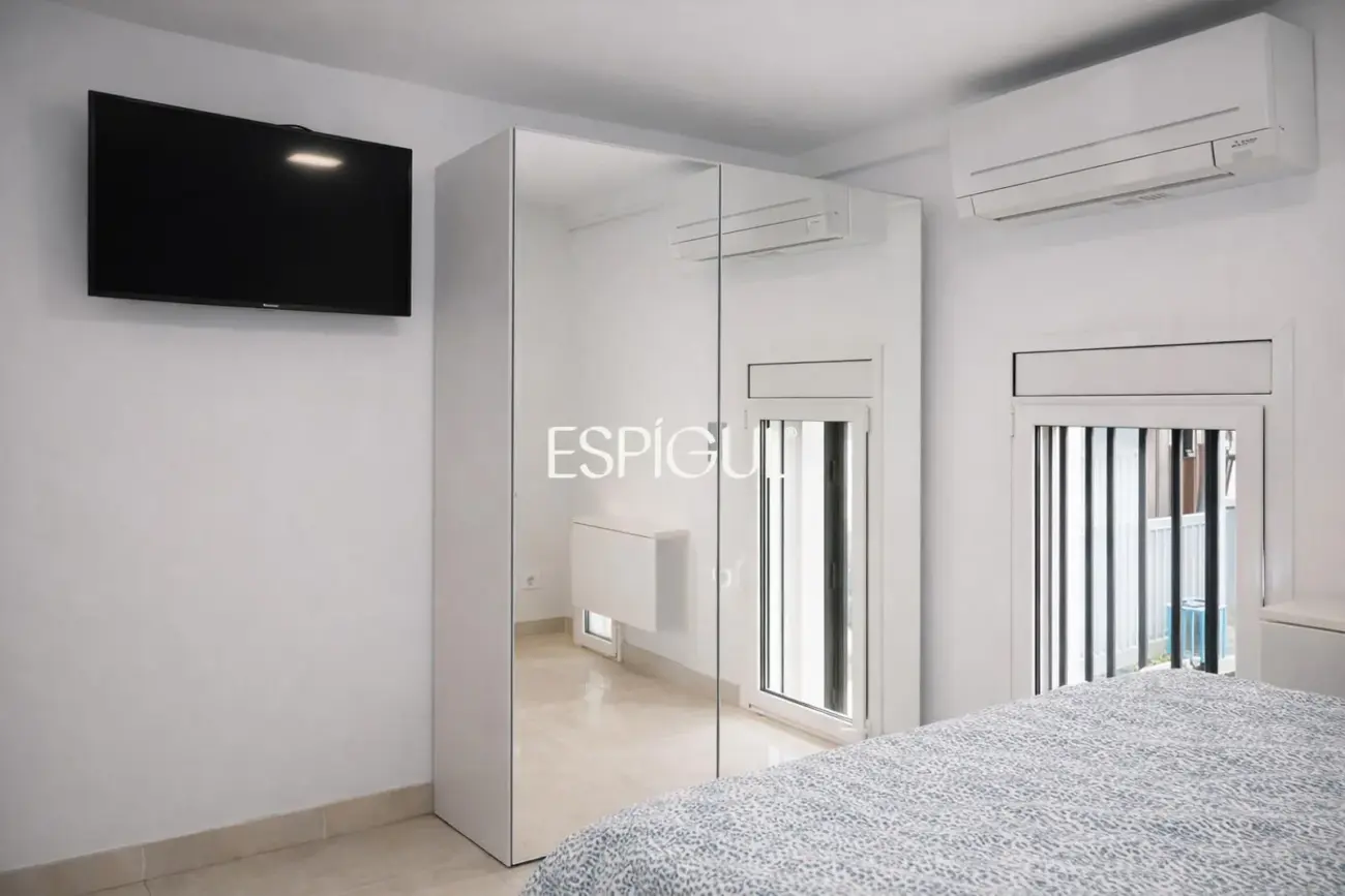 Ampli pis amb 6 habitacions a Tenor Masini