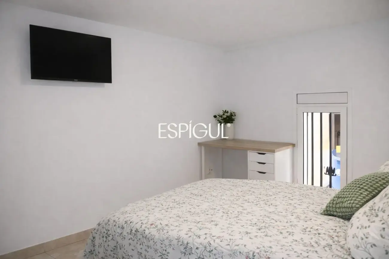 Ampli pis amb 6 habitacions a Tenor Masini