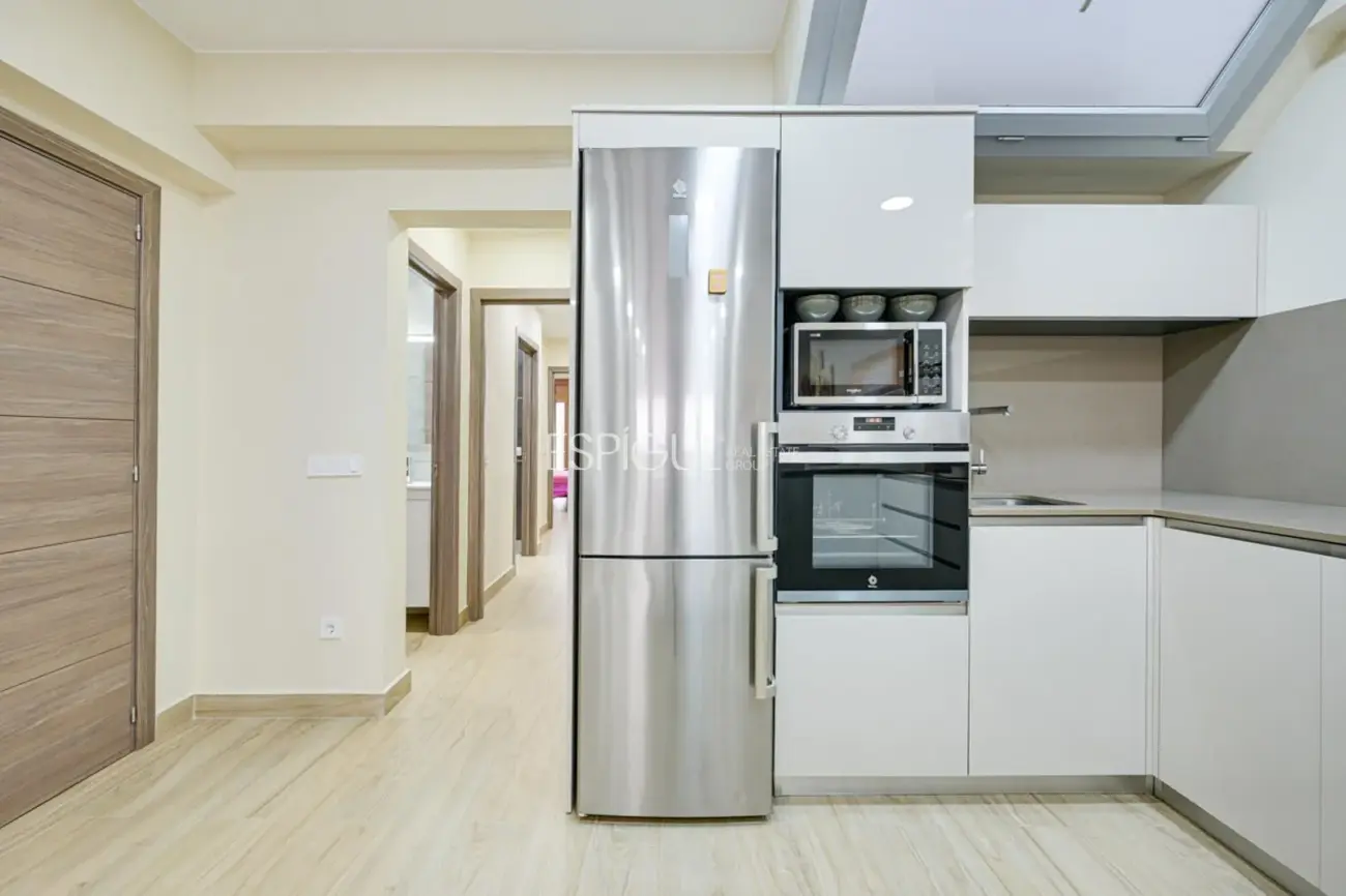 Современная квартира на первом этаже в Паламосе