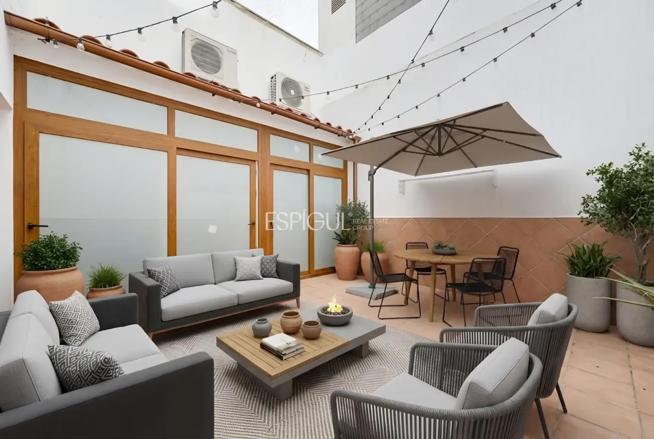 Современная квартира на первом этаже в Паламосе