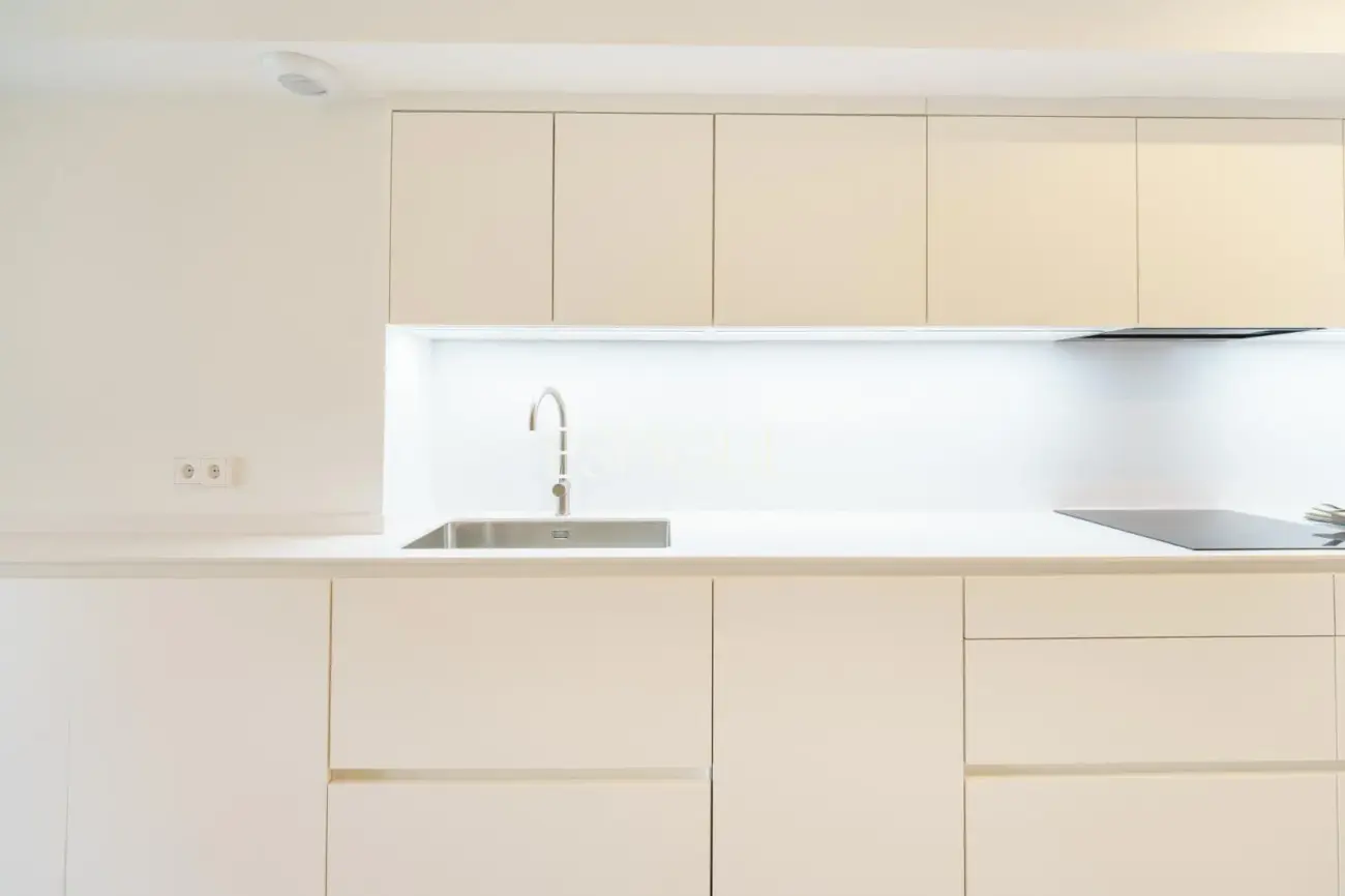 Casa adosada de obra nueva con piscina comunitaria frente al Port Balís, en Sant Andreu de Llavaneres