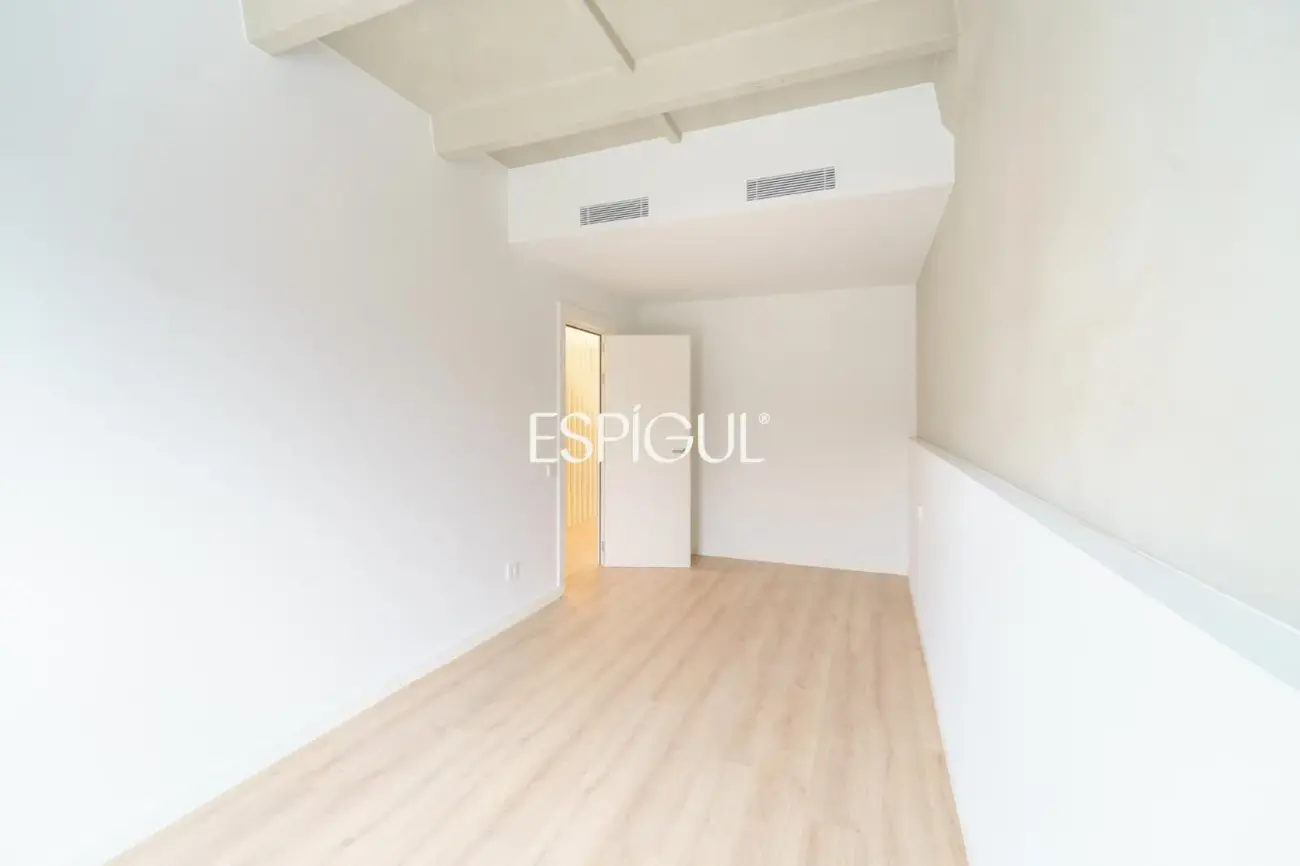 Casa adosada de obra nueva con piscina comunitaria frente al Port Balís, en Sant Andreu de Llavaneres