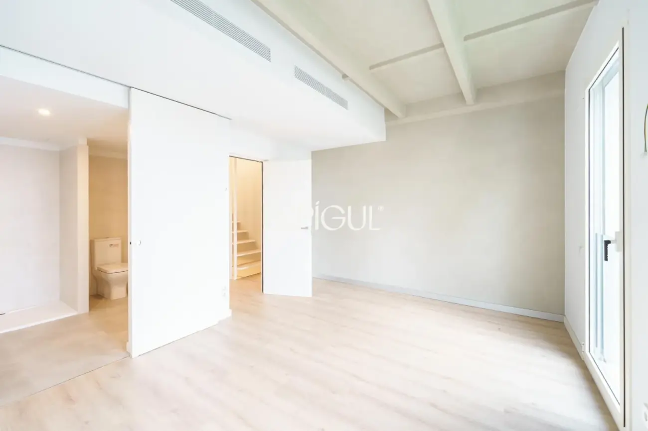Casa adosada de obra nueva con piscina comunitaria frente al Port Balís, en Sant Andreu de Llavaneres