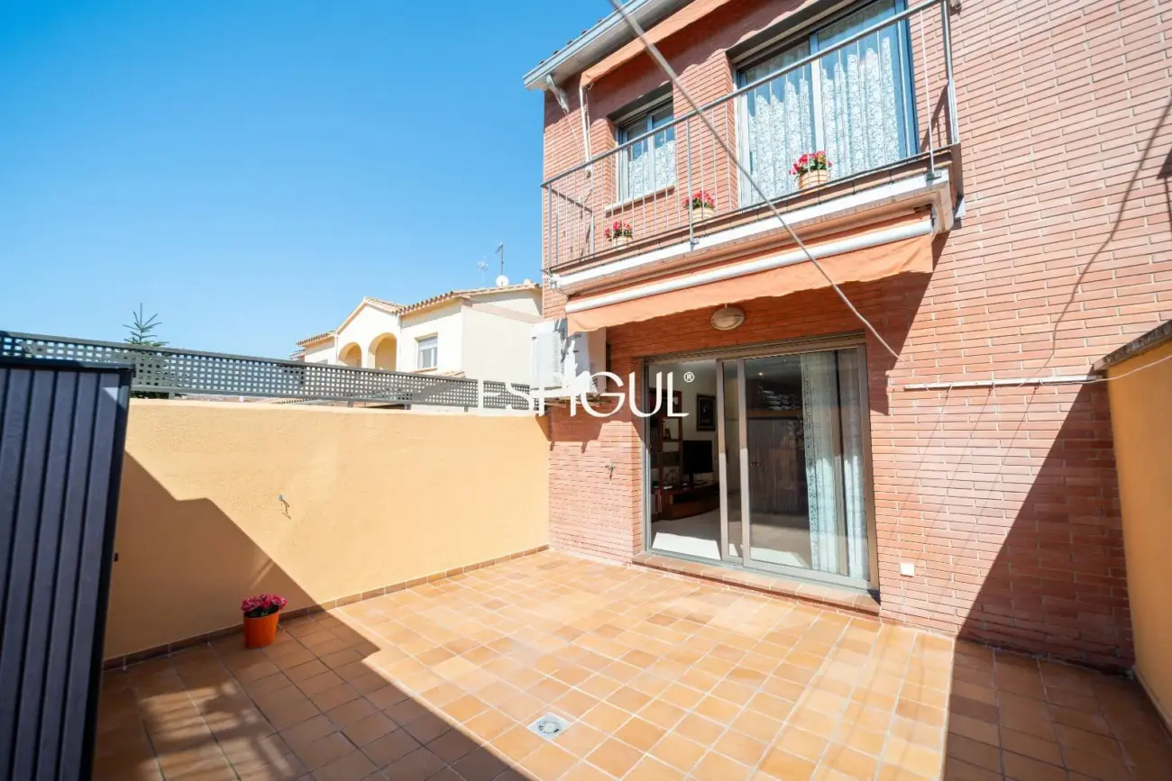 Casa en venda a Vilablareix