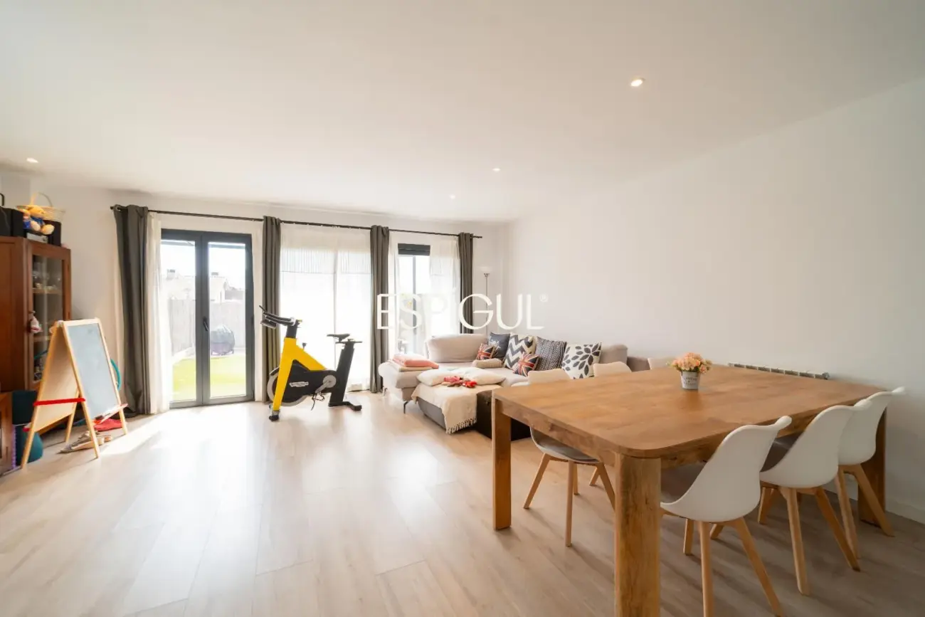 Casa en venda a Vilablareix