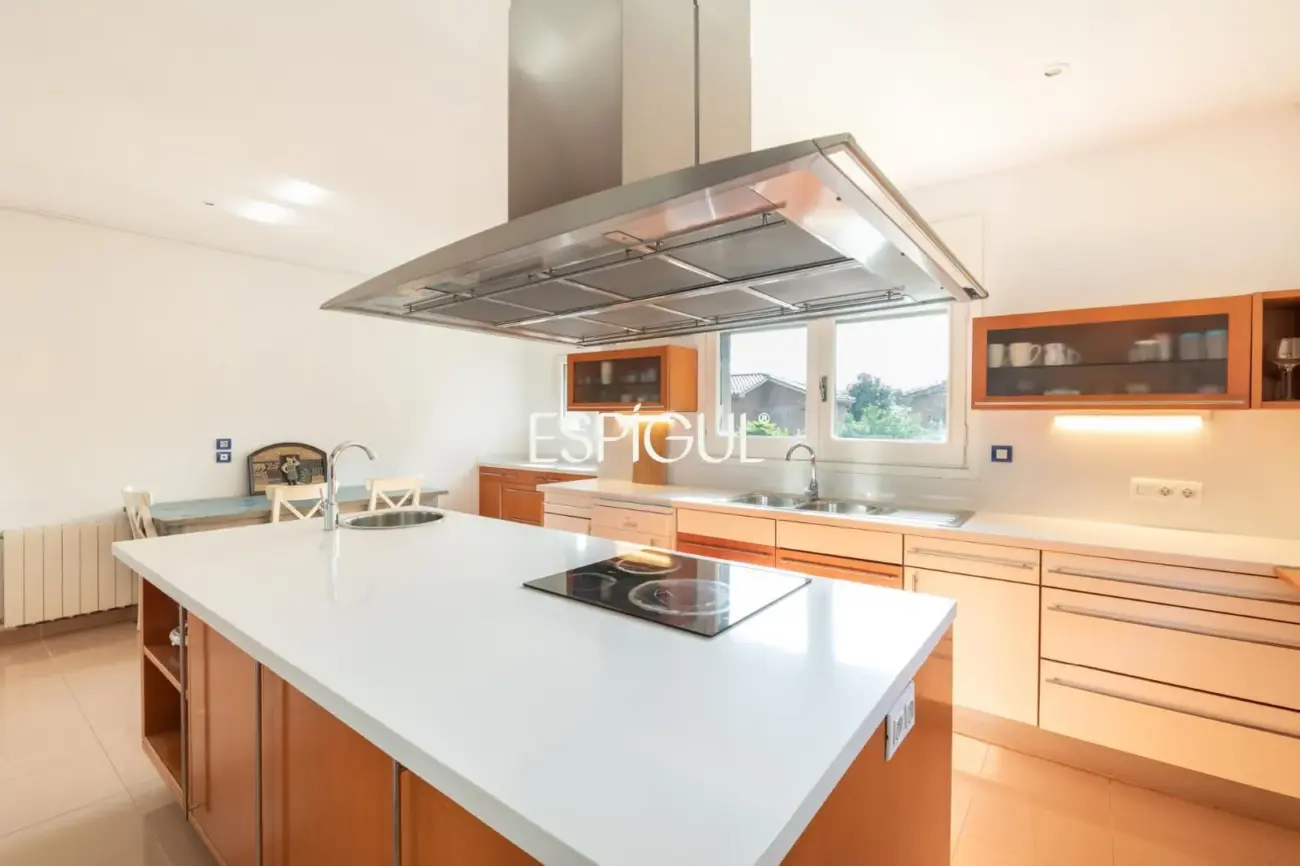 Casa unifamiliar junto al campo de Golf de Sant Cugat