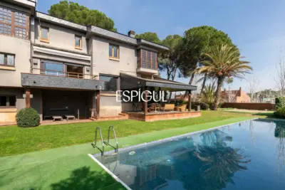 Casa unifamiliar junto al campo de Golf de Sant Cugat