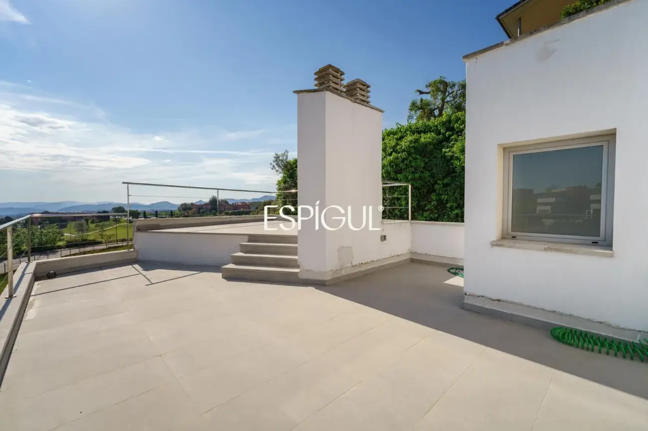 Villa in Golf Barcelona, Sant Esteve Sesrovires