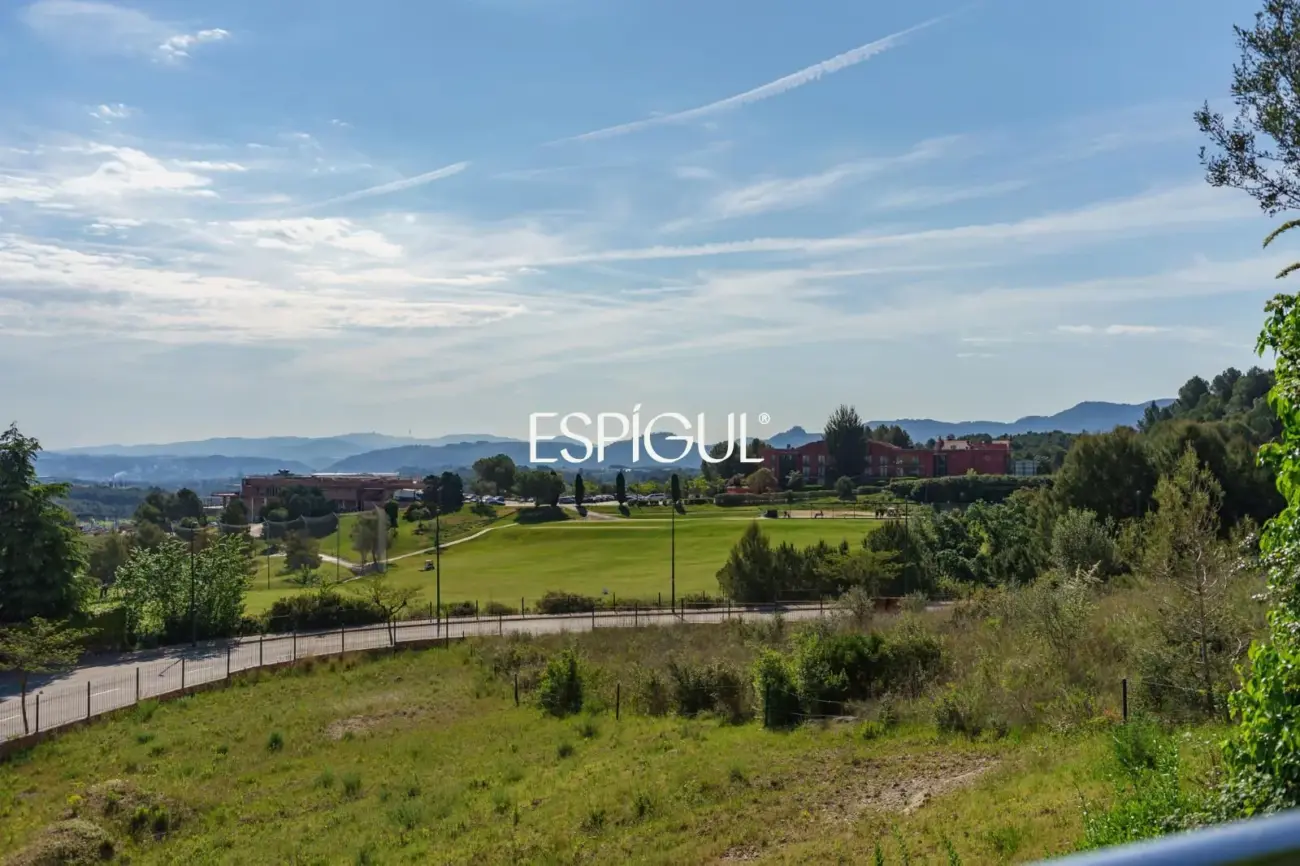 Villa in Golf Barcelona, Sant Esteve Sesrovires