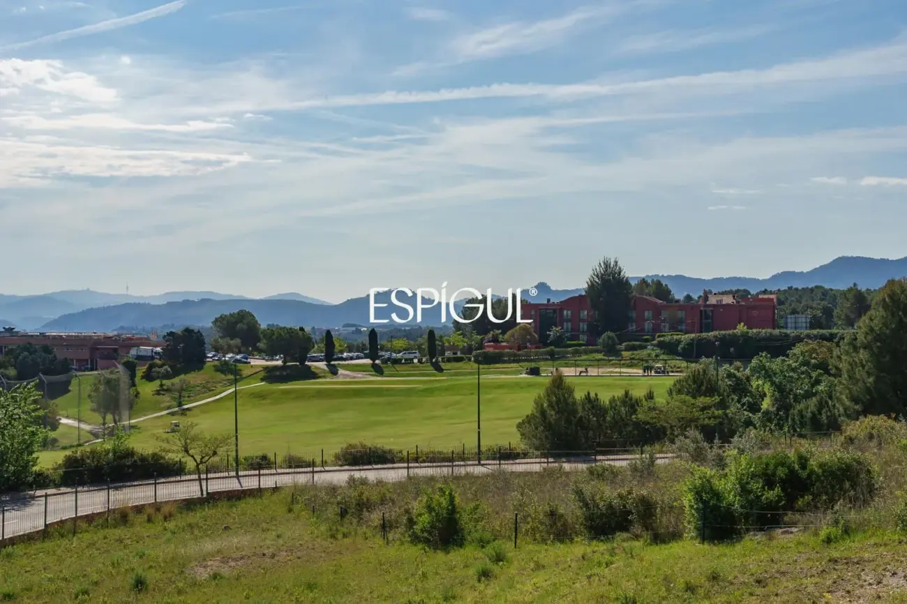 Villa in Golf Barcelona, Sant Esteve Sesrovires