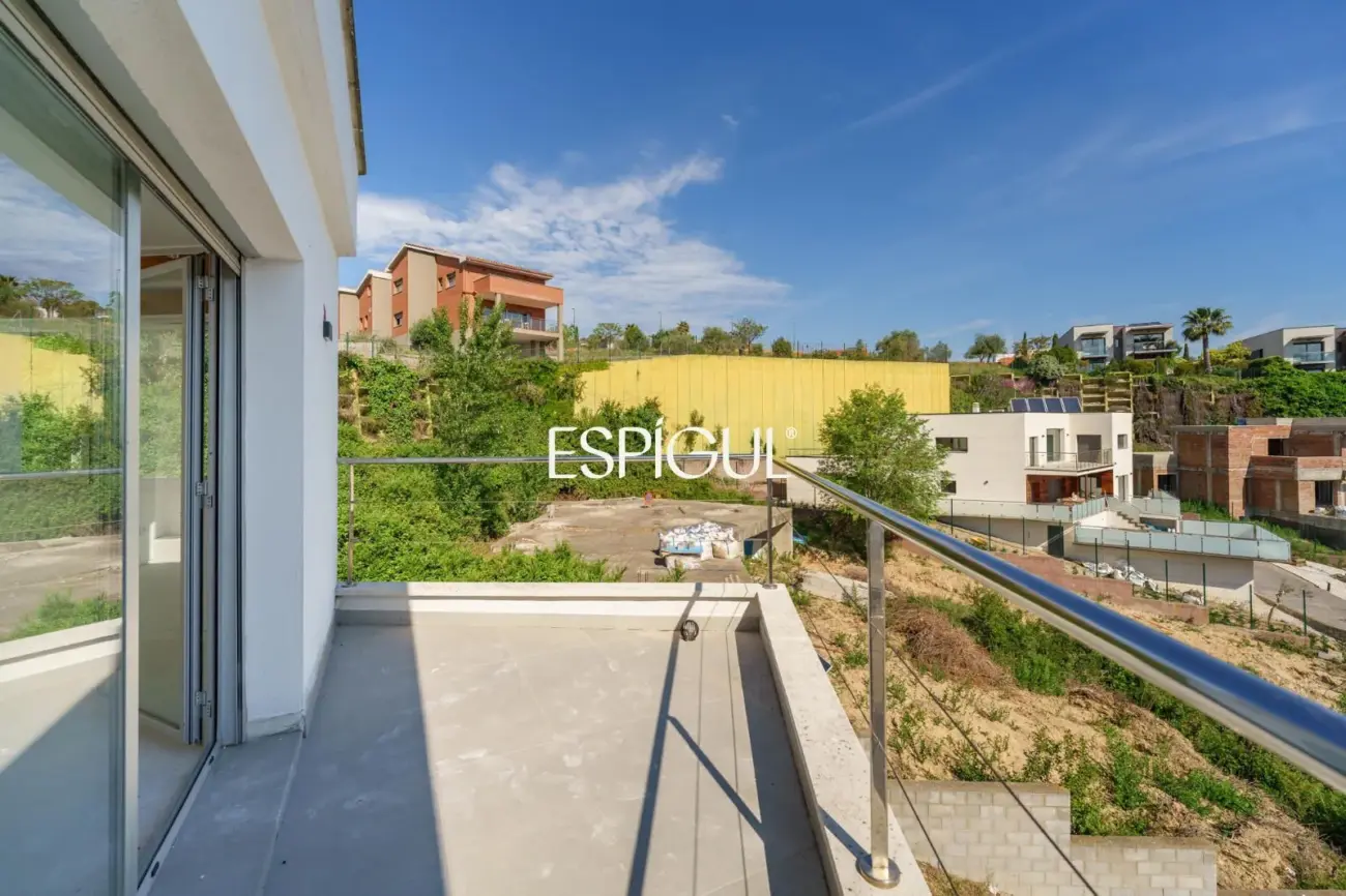 Villa in Golf Barcelona, Sant Esteve Sesrovires