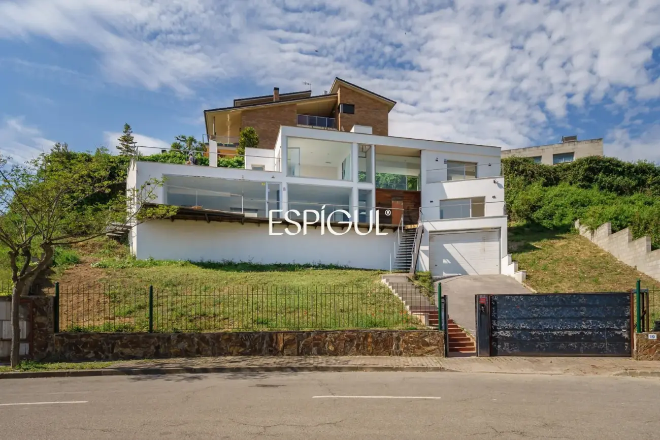 Villa in Golf Barcelona, Sant Esteve Sesrovires