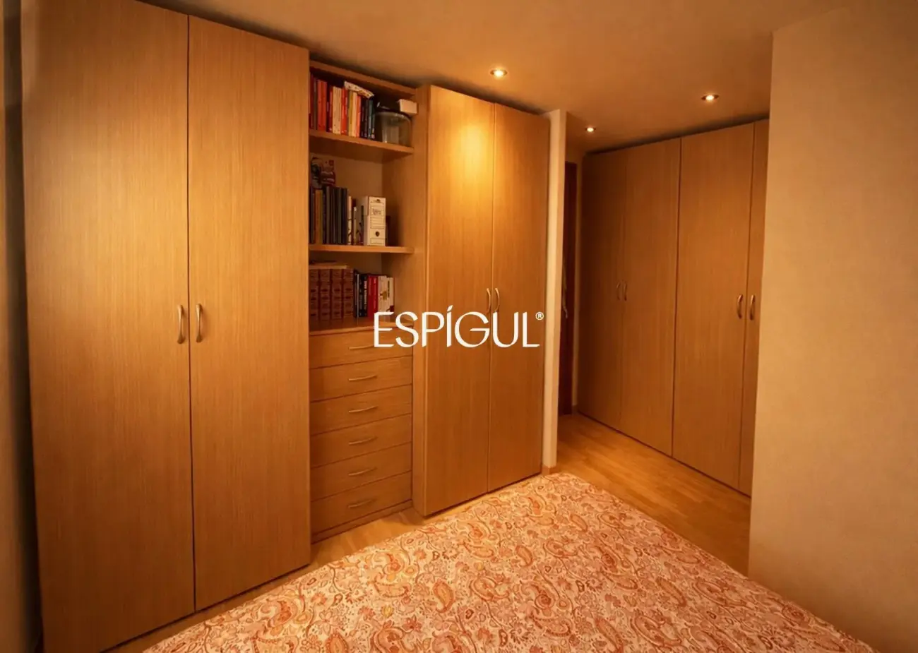 Coqueto y céntrico ático con vistas sobre Alella