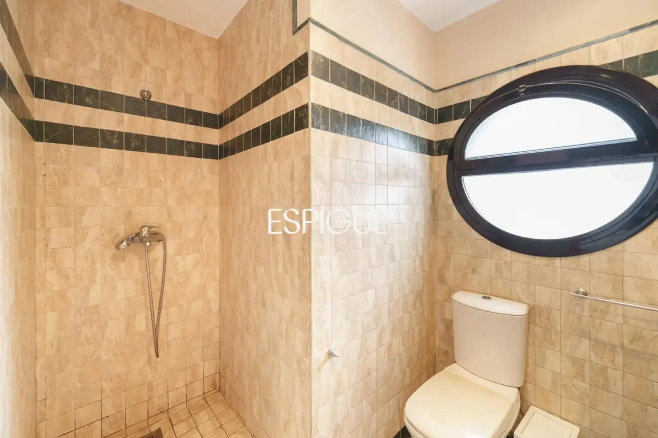 Élégante demeure avec vue sur la montagne à Vallromanes