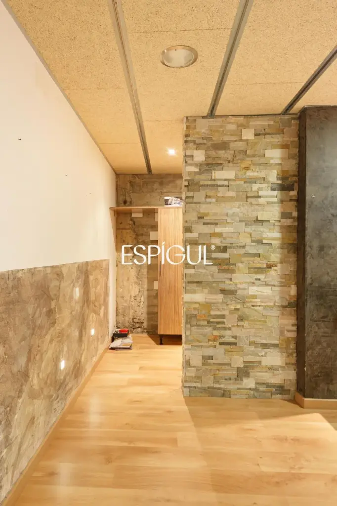 Élégante demeure avec vue sur la montagne à Vallromanes