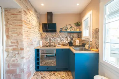 Elegante vivienda de 2 dormitorios con licencia turística y alta rentabilidad