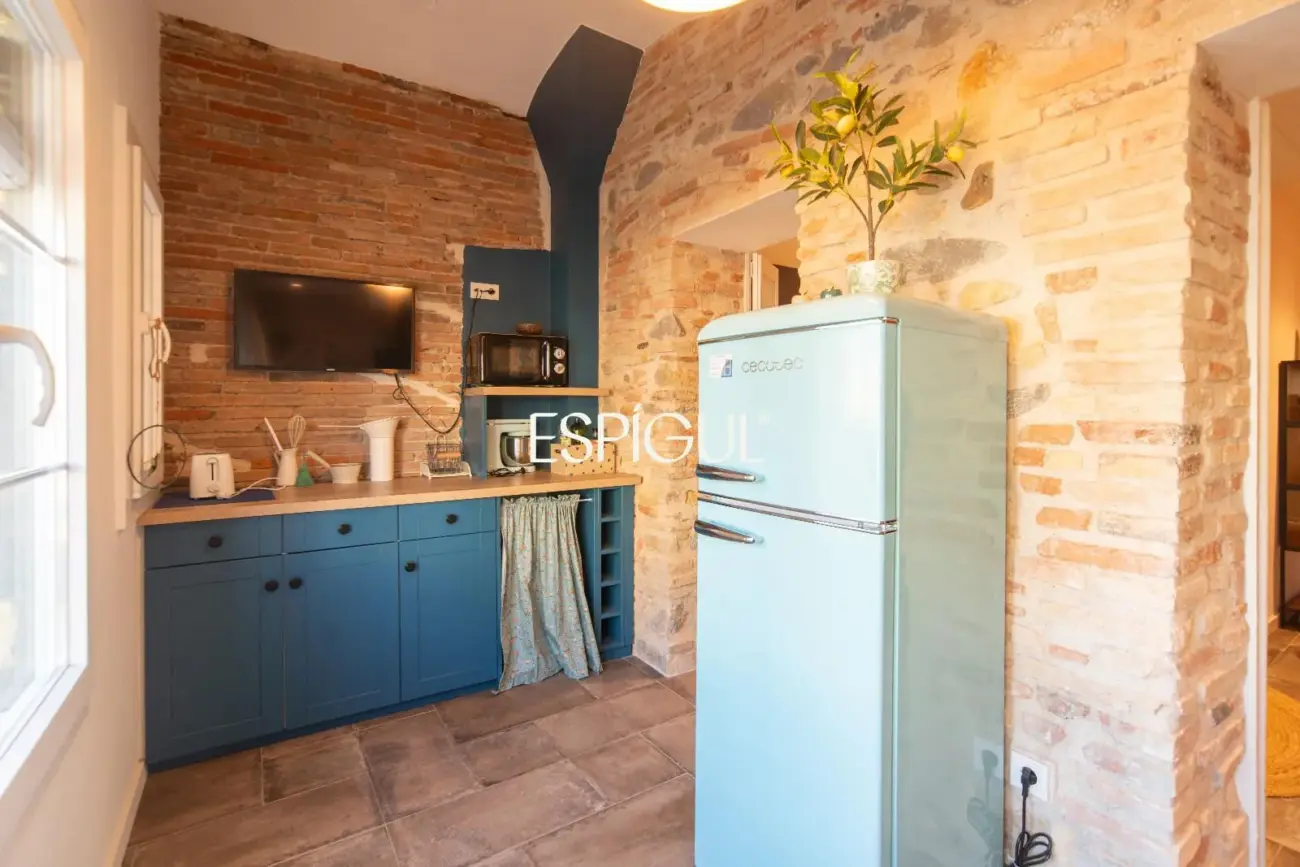 Elegante vivienda de 2 dormitorios con licencia turística y alta rentabilidad