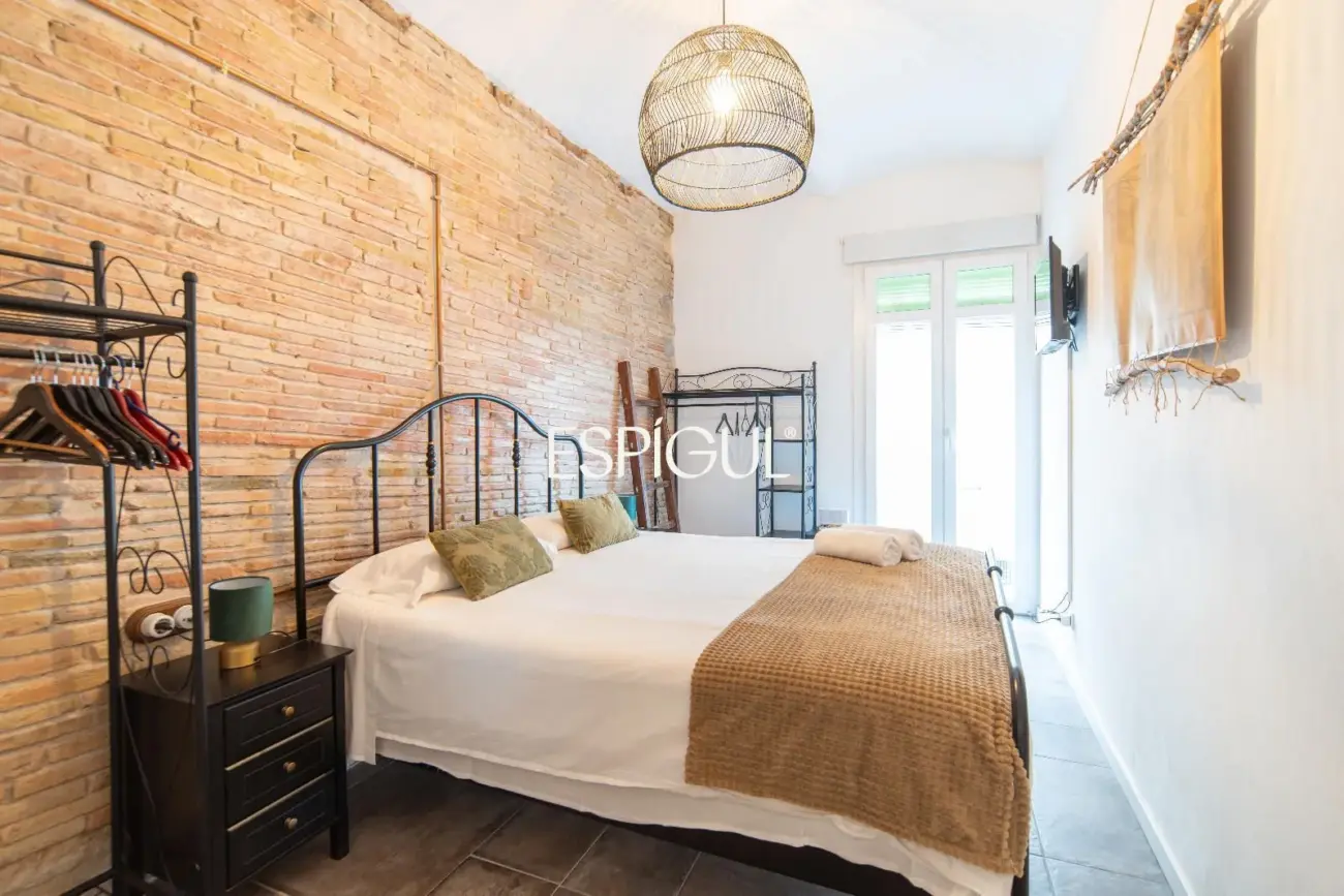 Elegante vivienda de 2 dormitorios con licencia turística y alta rentabilidad