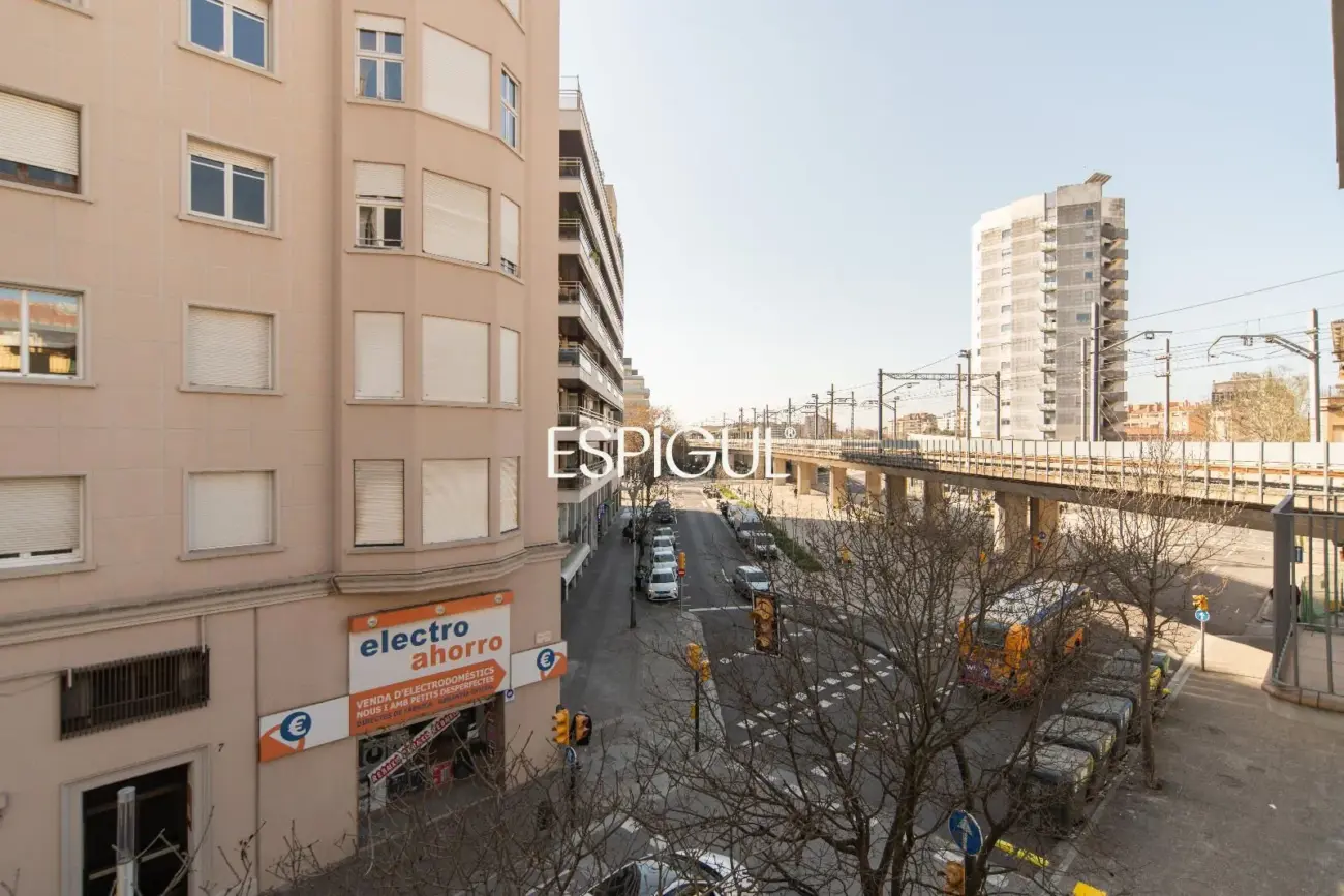 Elegante vivienda de 2 dormitorios con licencia turística y alta rentabilidad