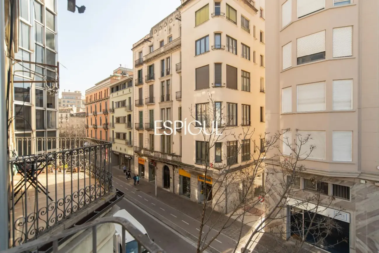 Elegante vivienda de 2 dormitorios con licencia turística y alta rentabilidad