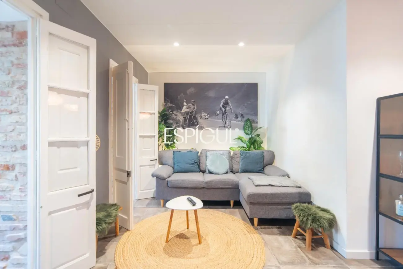 Elegante vivienda de 2 dormitorios con licencia turística y alta rentabilidad