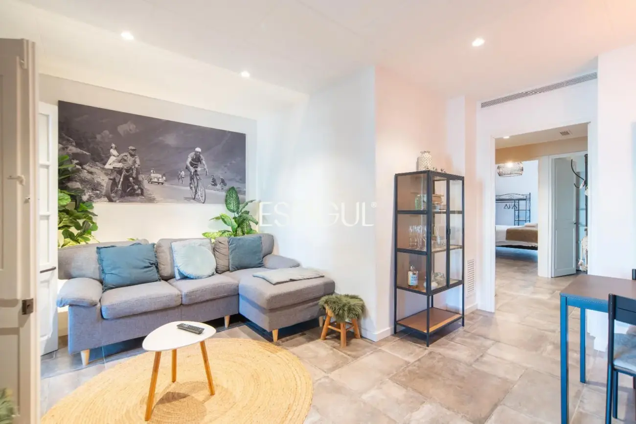 Elegante vivienda de 2 dormitorios con licencia turística y alta rentabilidad