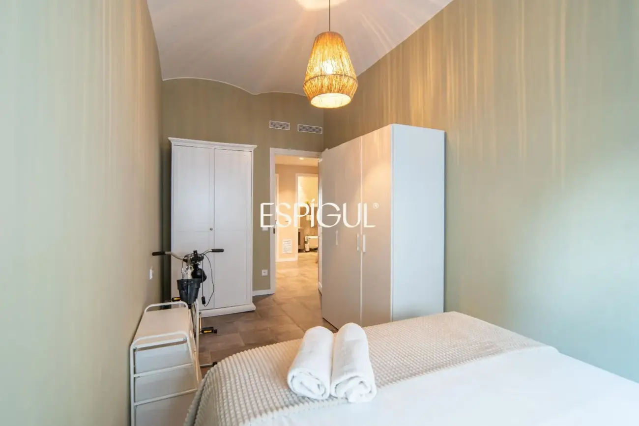 Elegante vivienda de 2 dormitorios con licencia turística y alta rentabilidad