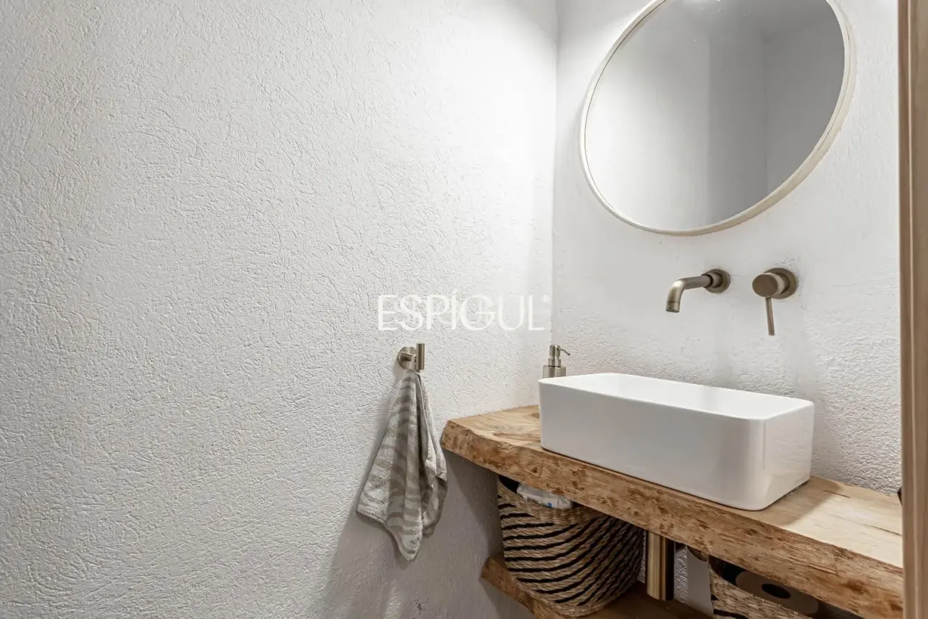 Впечатляющий отремонтированный пентхаус в Просперидад.