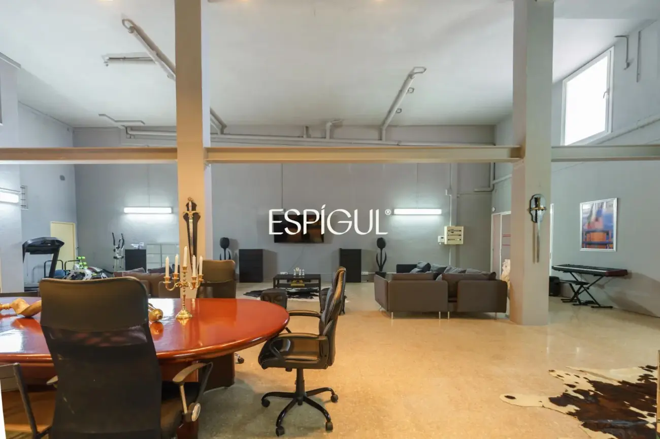 Espectacular casa amb piscina, ascensor i vistes al mar a Canet de Mar