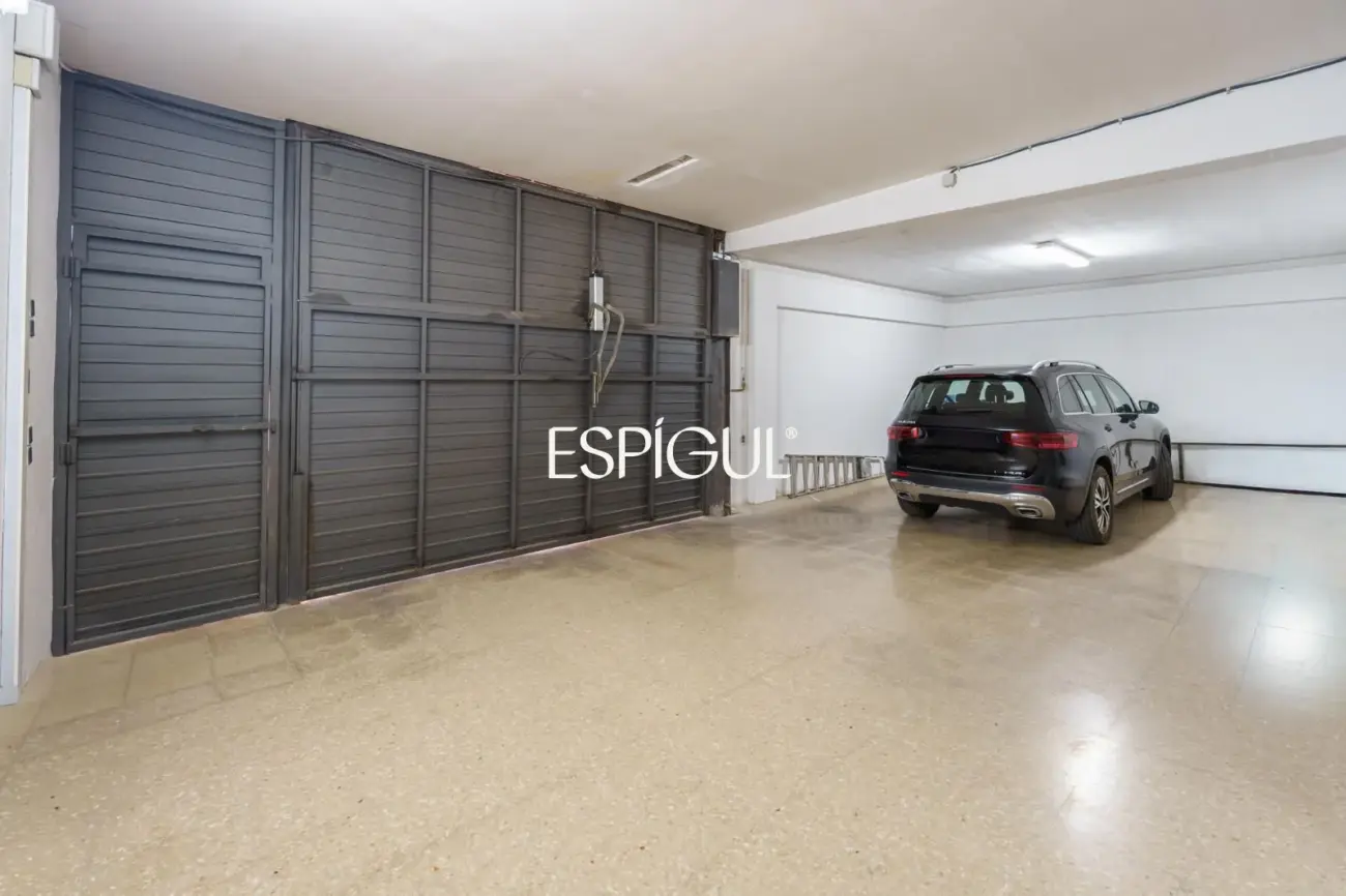 Espectacular casa amb piscina, ascensor i vistes al mar a Canet de Mar