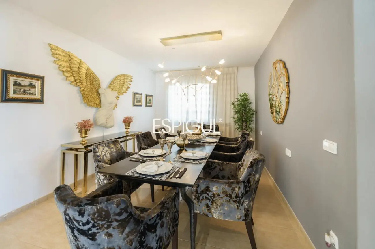 Espectacular casa amb piscina, ascensor i vistes al mar a Canet de Mar