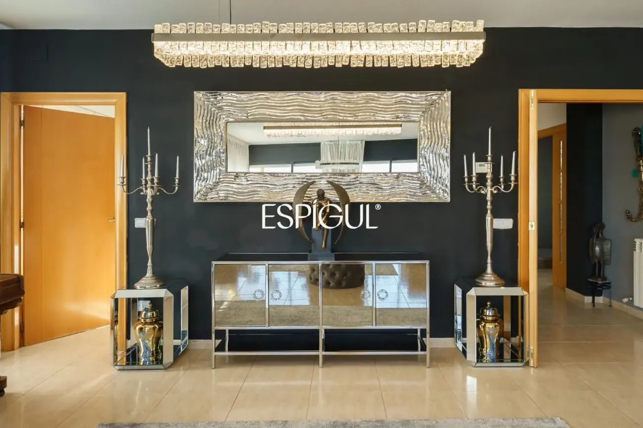 Espectacular casa amb piscina, ascensor i vistes al mar a Canet de Mar