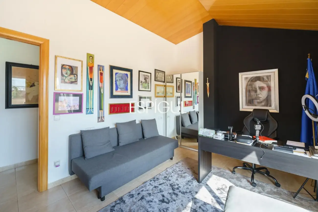 Espectacular casa amb piscina, ascensor i vistes al mar a Canet de Mar