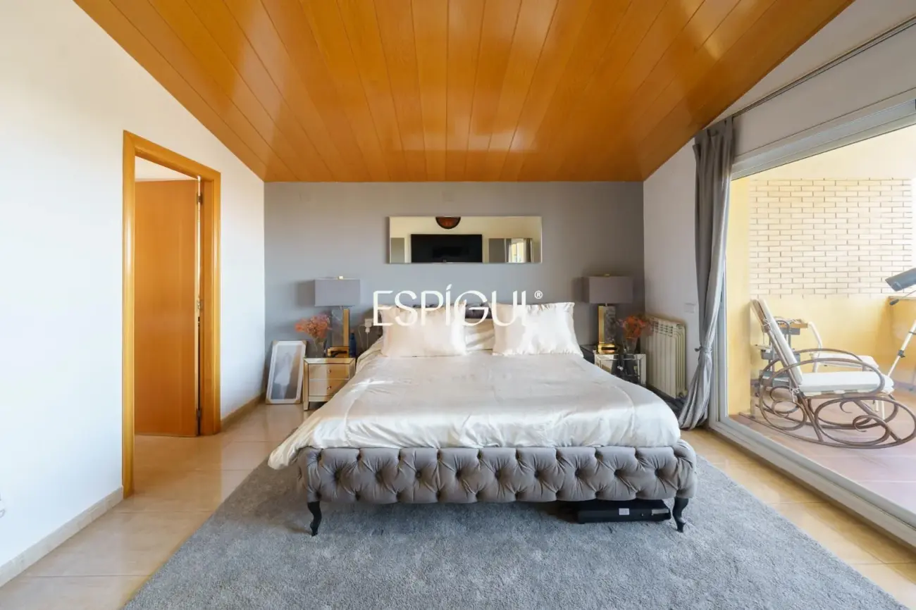 Espectacular casa amb piscina, ascensor i vistes al mar a Canet de Mar