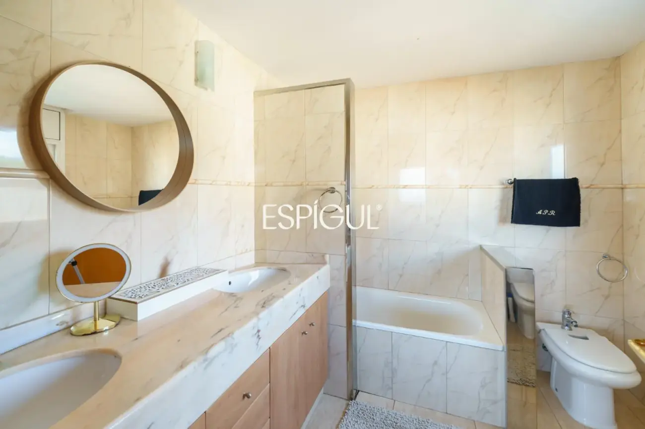 Espectacular casa amb piscina, ascensor i vistes al mar a Canet de Mar