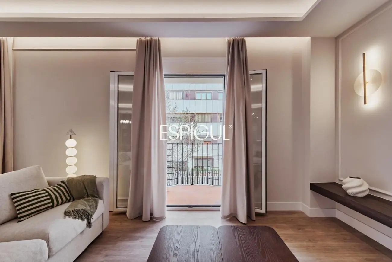 Espectacular piso a estrenar con balcón en barrio Salamanca, Castellana