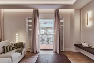 Espectacular piso a estrenar con balcón en barrio Salamanca, Castellana