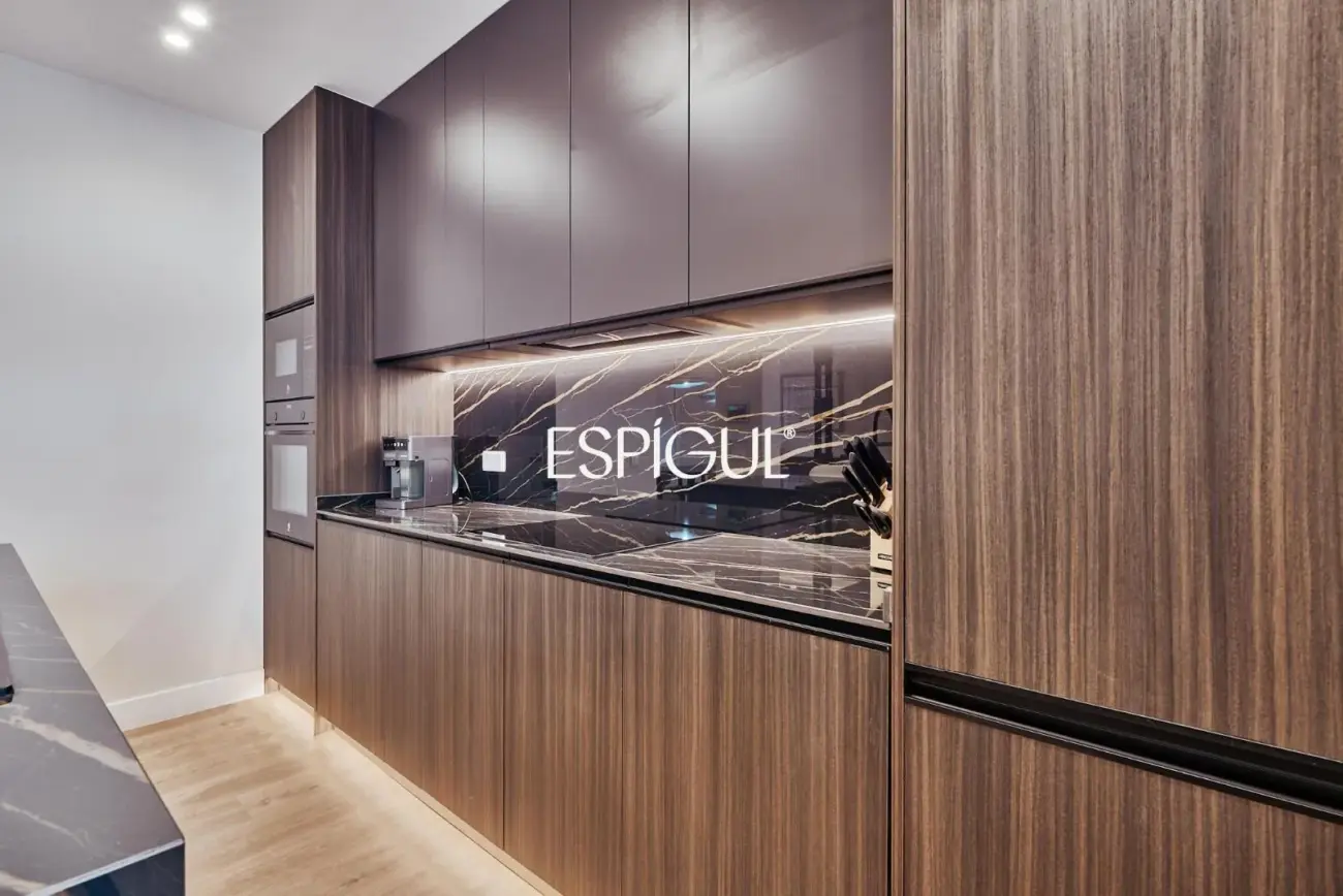 Espectacular piso a estrenar con balcón en barrio Salamanca, Castellana