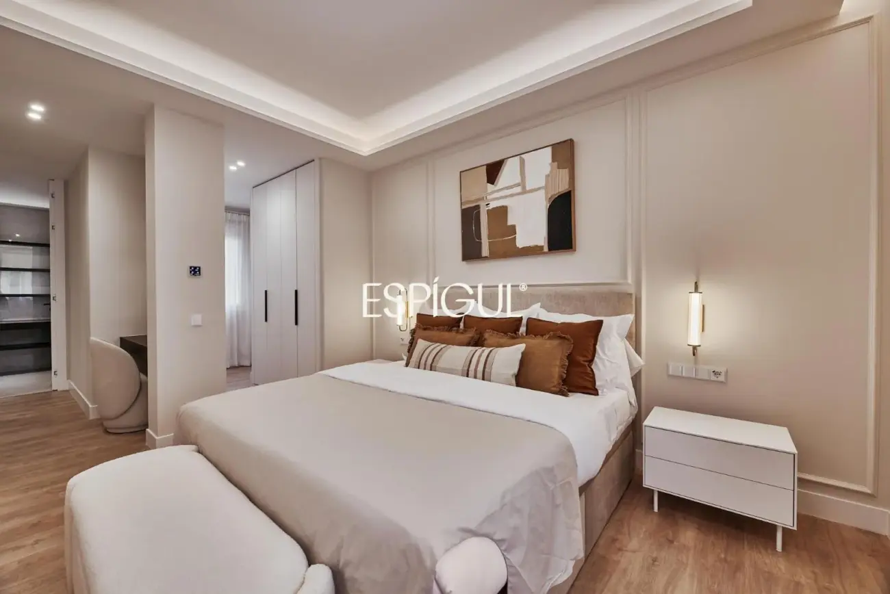 Espectacular piso a estrenar con balcón en barrio Salamanca, Castellana