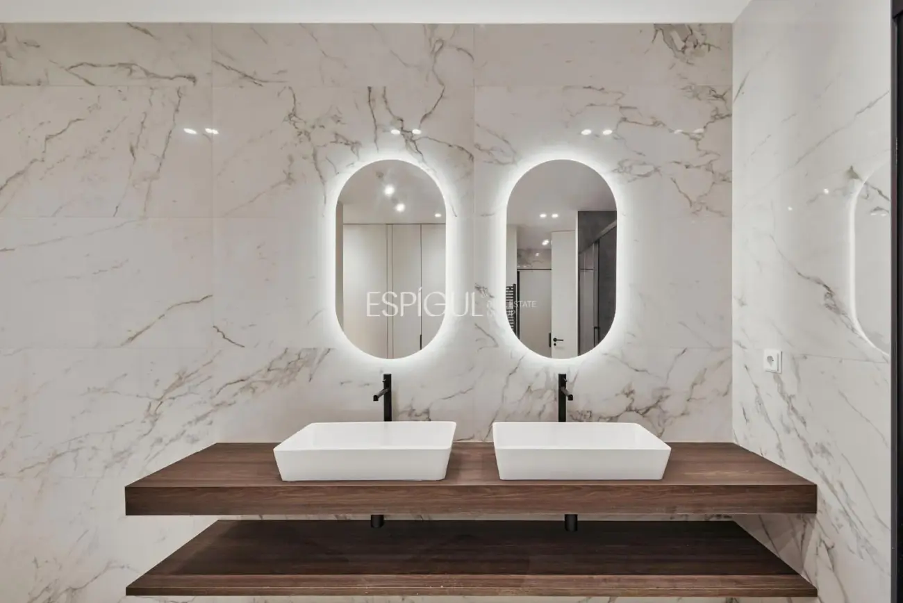 Appartement spectaculaire rénové dans le centre de Madrid.