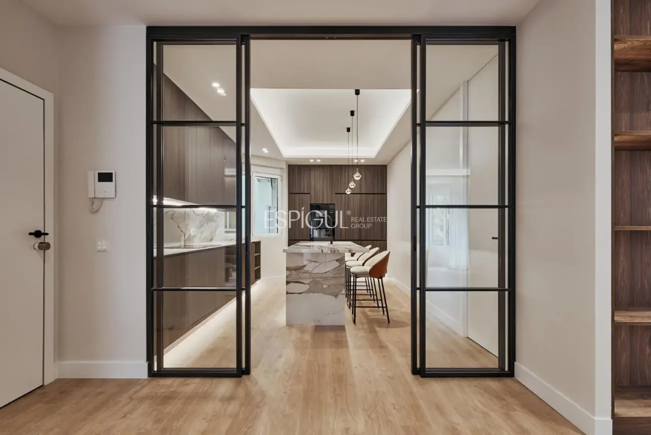 Appartement spectaculaire rénové dans le centre de Madrid.