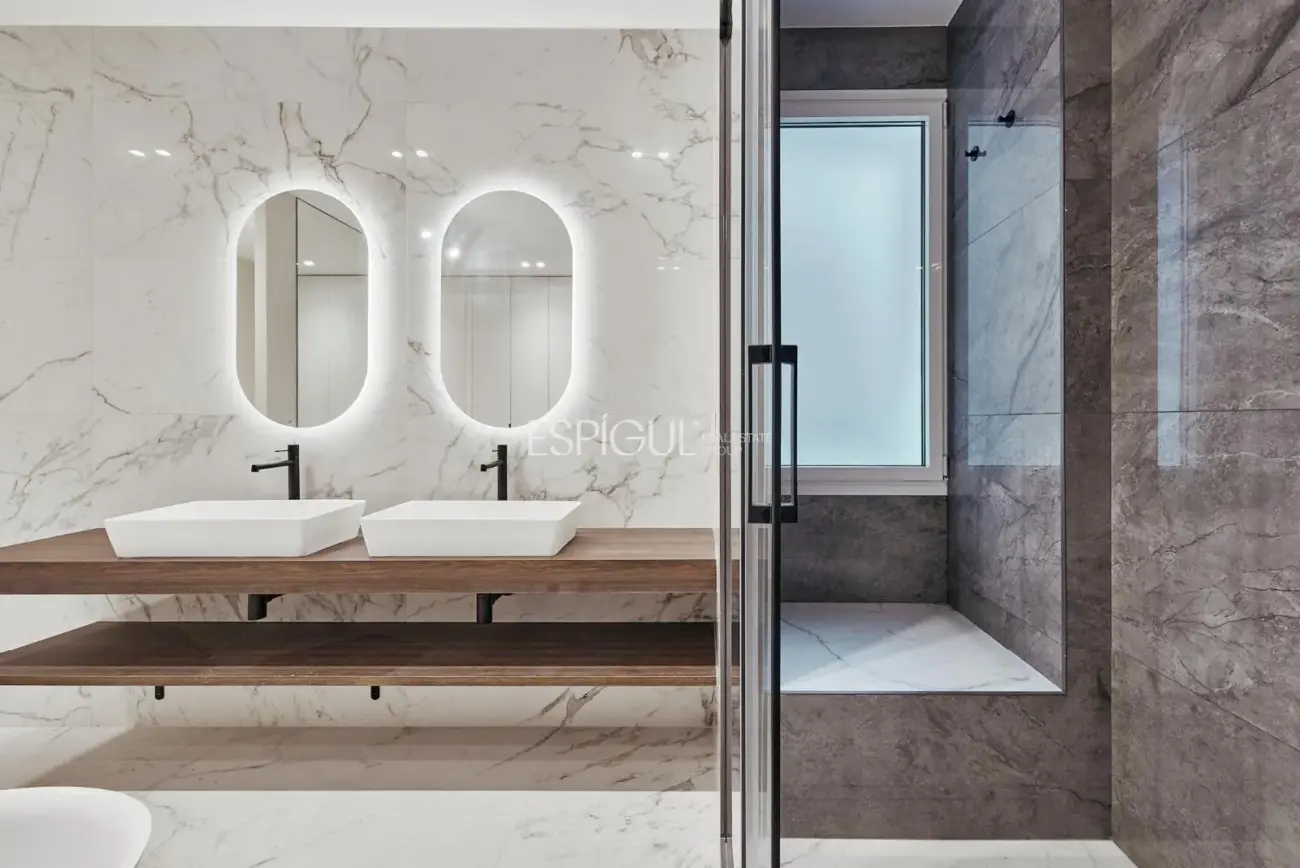 Appartement spectaculaire rénové dans le centre de Madrid.