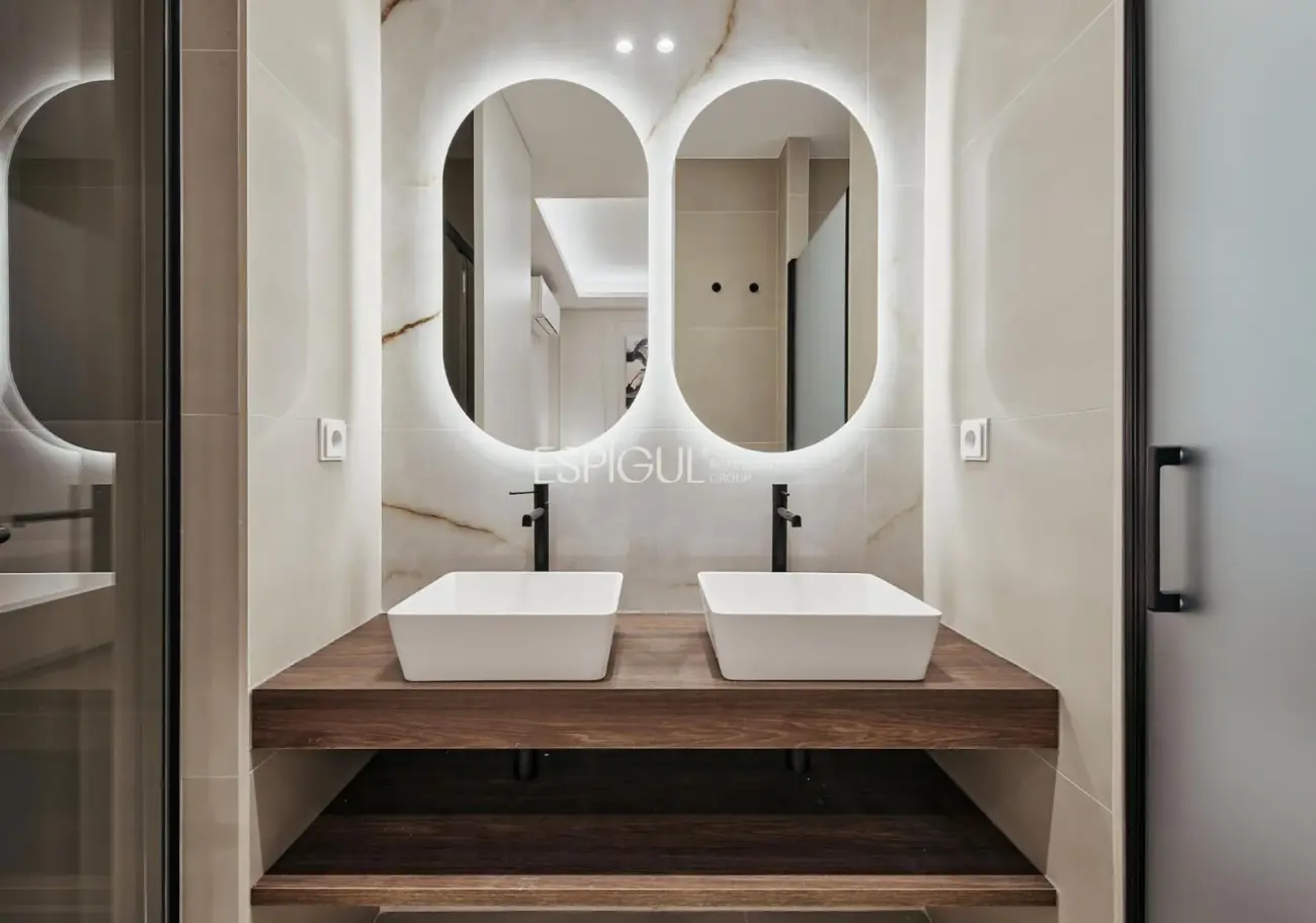 Appartement spectaculaire rénové dans le centre de Madrid.