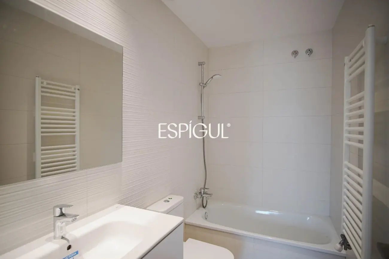 Erstbezug: Erdgeschosswohnung mit 3 Schlafzimmern – Terrasses de Vilablareix