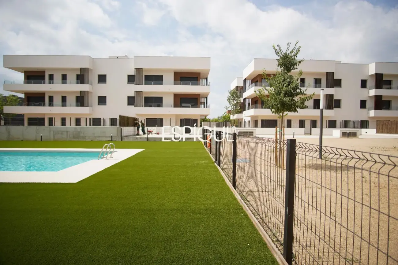 Erstbezug: Erdgeschosswohnung mit 3 Schlafzimmern – Terrasses de Vilablareix