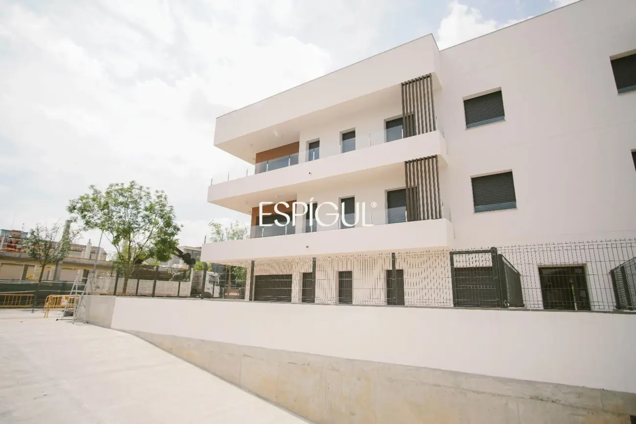 Erstbezug: Erdgeschosswohnung mit 3 Schlafzimmern – Terrasses de Vilablareix