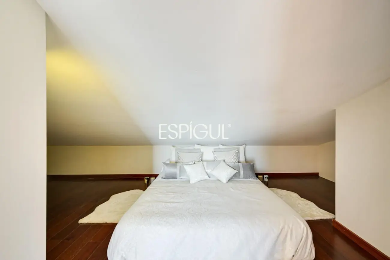 Эксклюзивный дом с частным бассейном и видом на море в одном из лучших районов Эль-Масноу