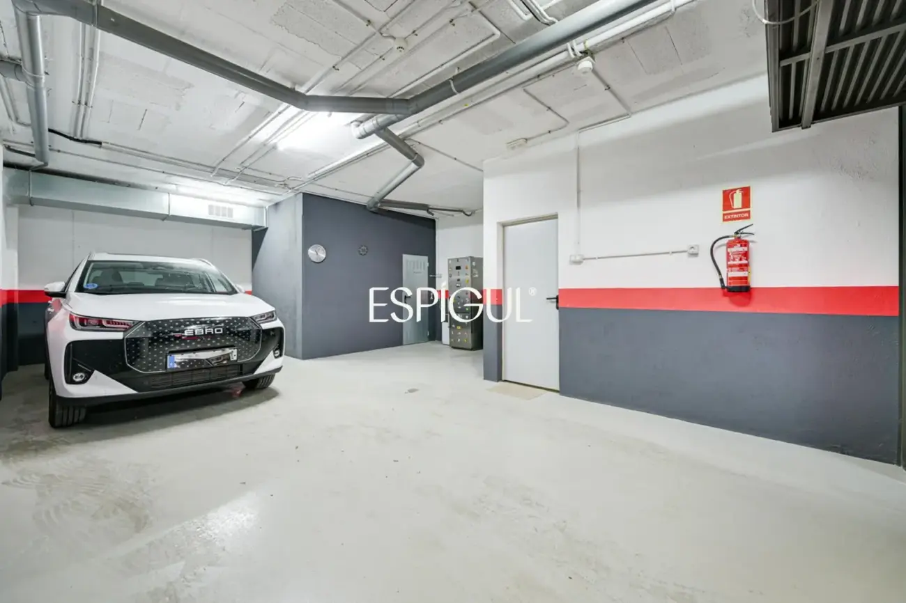 Эксклюзивный дом с частным бассейном и видом на море в одном из лучших районов Эль-Масноу